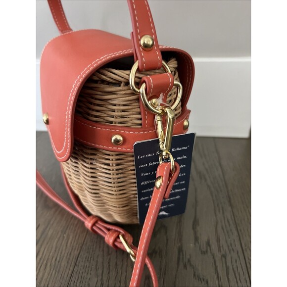 TOMMY BAHAMA Flap Picnic Basket Cross-body Straw Bag Coral Leather Studs NWT - Picture 3 of 8